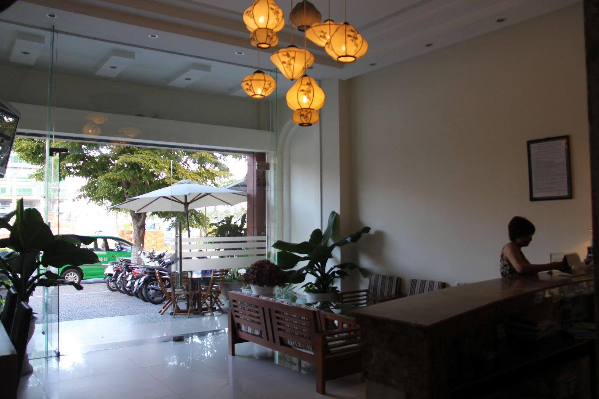Trung Duong Da Nang Beach Hotel Exteriér fotografie