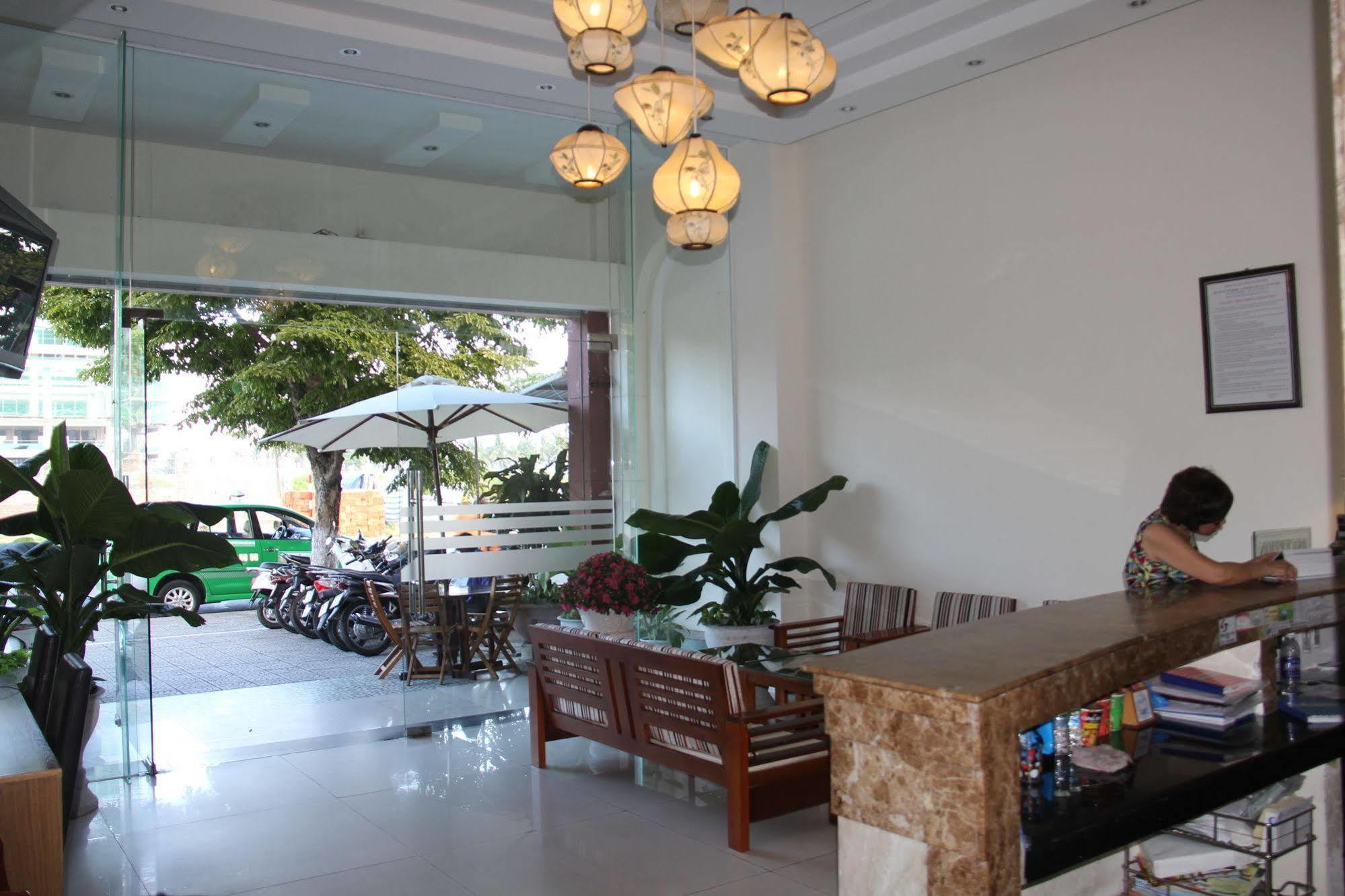 Trung Duong Da Nang Beach Hotel Exteriér fotografie